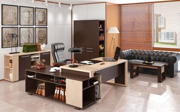 Кабинет руководителя ALTO с высоким шкафом для одежды, низким для документов и журнальным столиком в Калуге