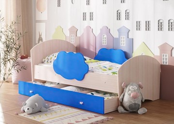 Детская кровать Тучка с ящиком, корпус Дуб млечный, фасад Синий в Калуге
